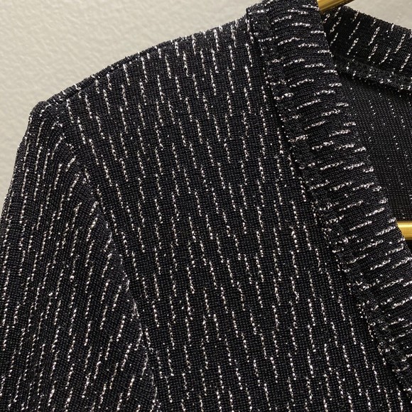 Grace Elements Metallic Slinky Tunic Top Sz Medium Black Silver Sharkbite Dressy - Picture 6 of 8